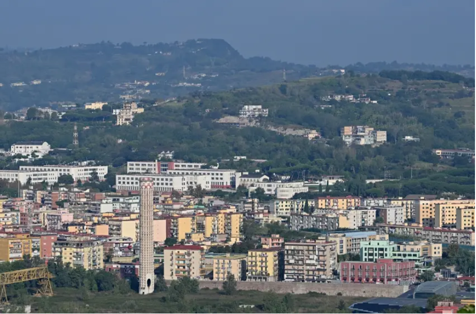 campi flegrei 4.0 quake tourist safety tips
